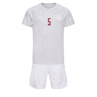 Danmark Joakim Maehle #5 Bortatröja Barn VM 2022 Kortärmad (+ Korta byxor)